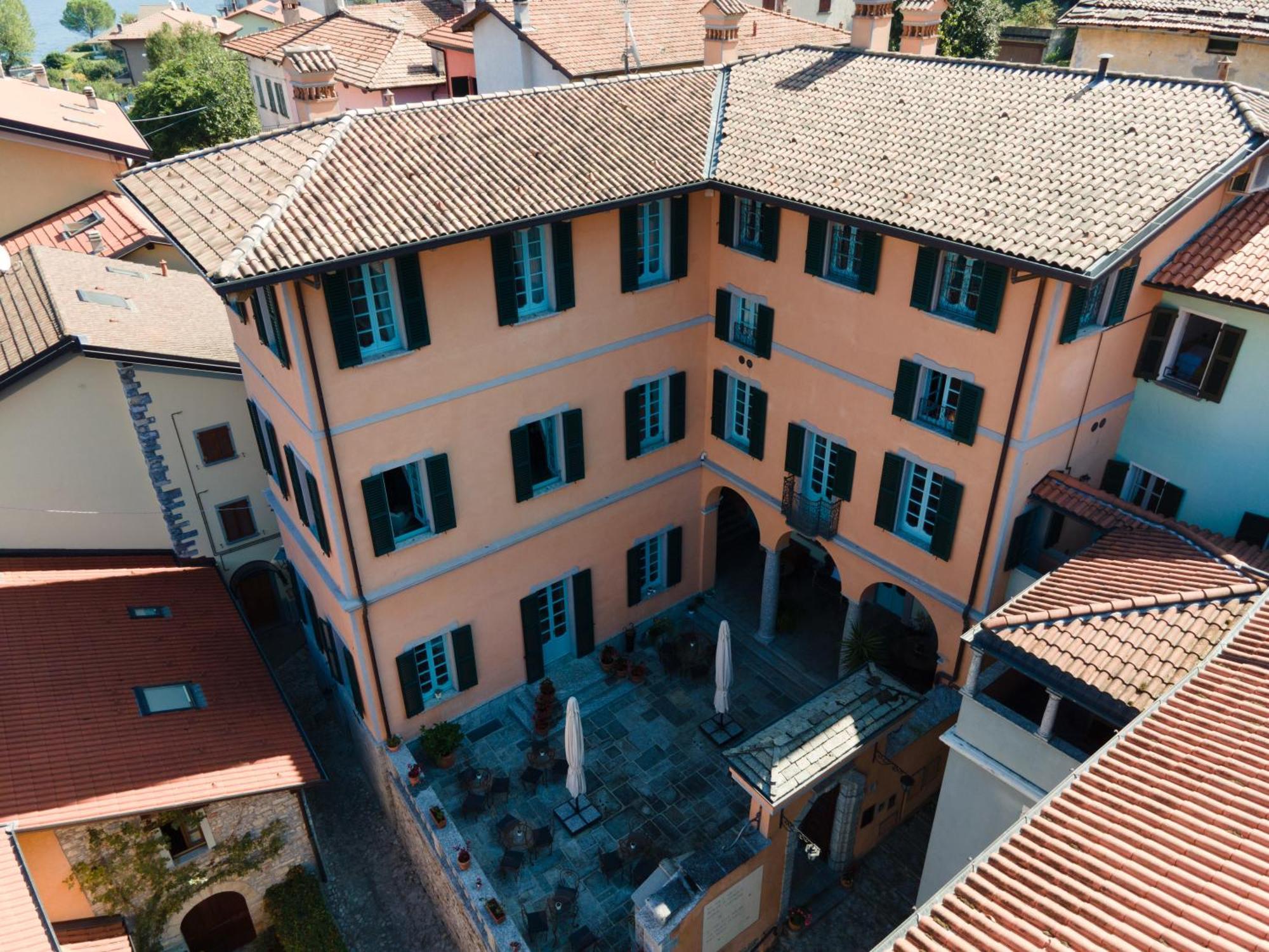 Aparthotel Palazzo Del Vicere Lezzeno Zewnętrze zdjęcie