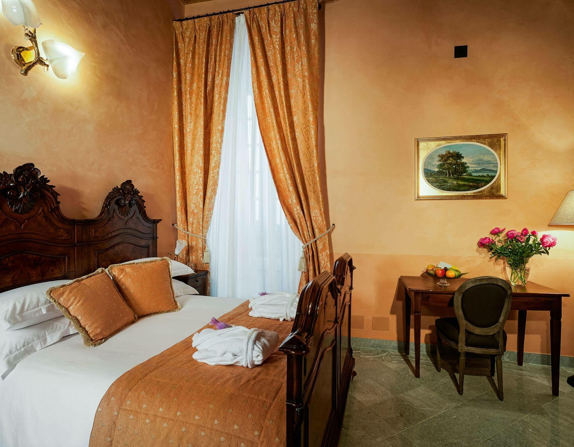 Aparthotel Palazzo Del Vicere Lezzeno Zewnętrze zdjęcie